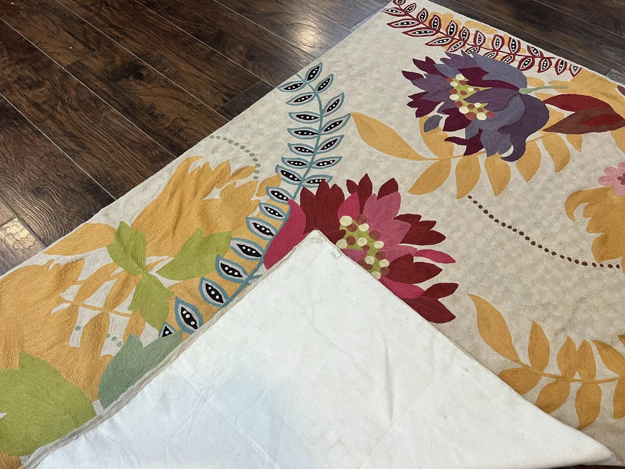 Indian Hand Stitched Rug 4x6, Floral, Silk, Large Floral Design by Jewel Rugs