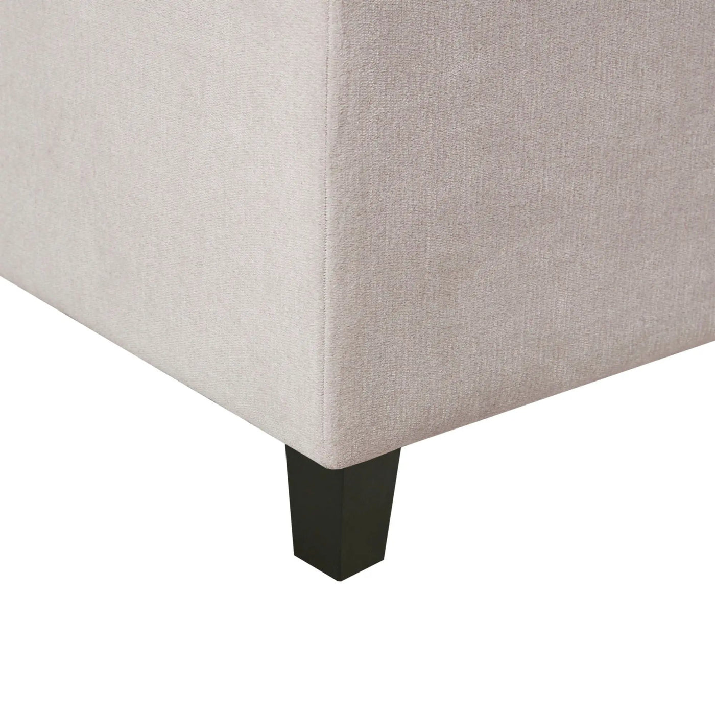 Elegant Design Tufted Top, Soft Close Storage Bench by HouseOfZazla