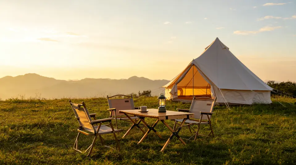 Oxford Bell Tent for Family Camping by HouseOfZazla