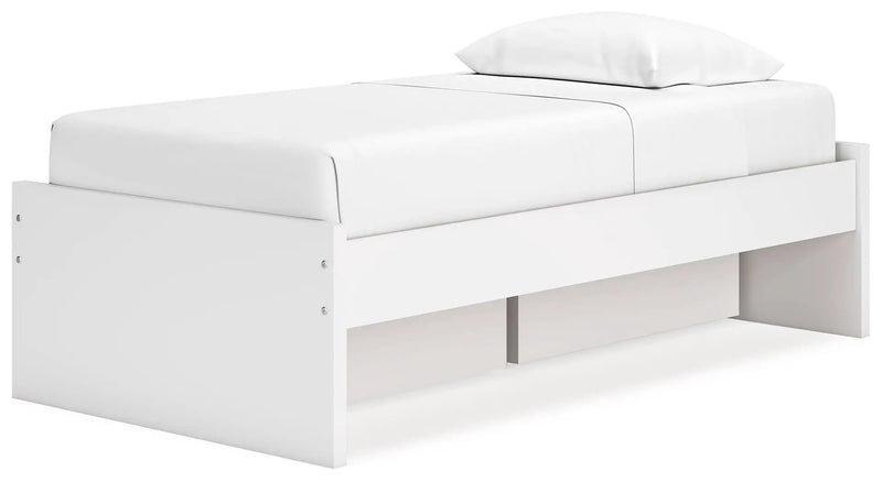 Onita - Platform Bed by Unique Piece Furniture