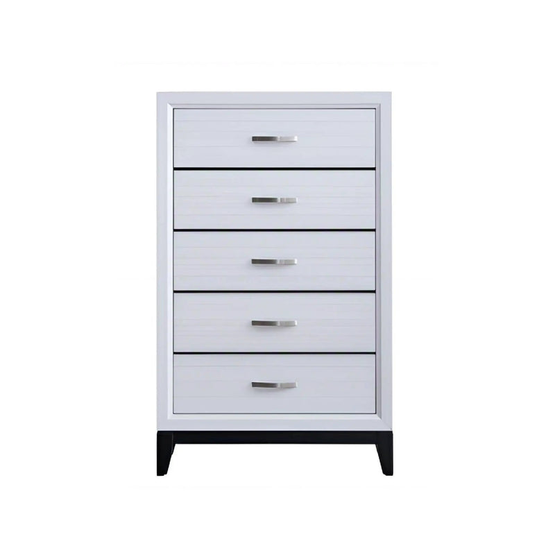 Glasgow - Chest With Ample Storage