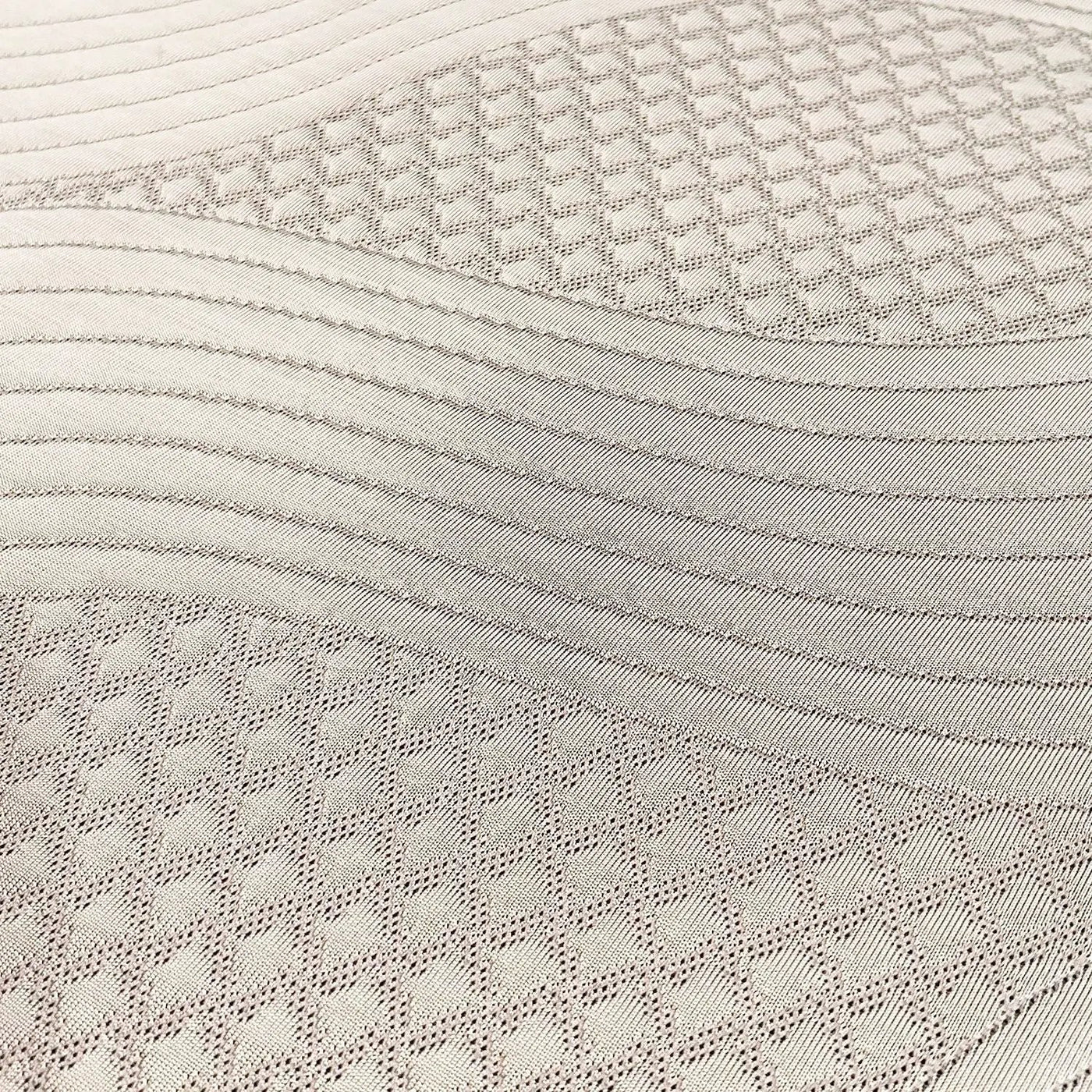 Essential - 11" Foam Mattress With Cooling Gel Memory Foam And Ghostflex Support by HouseOfZazla