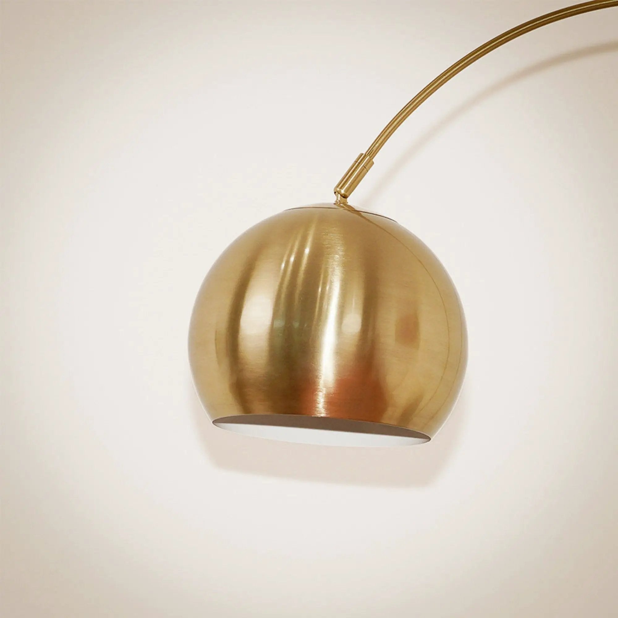Oasis - Long Arm Gold Adjustable Floor Lamp With Round Marble Base - Gold / White Marble by Unique Piece Furniture
