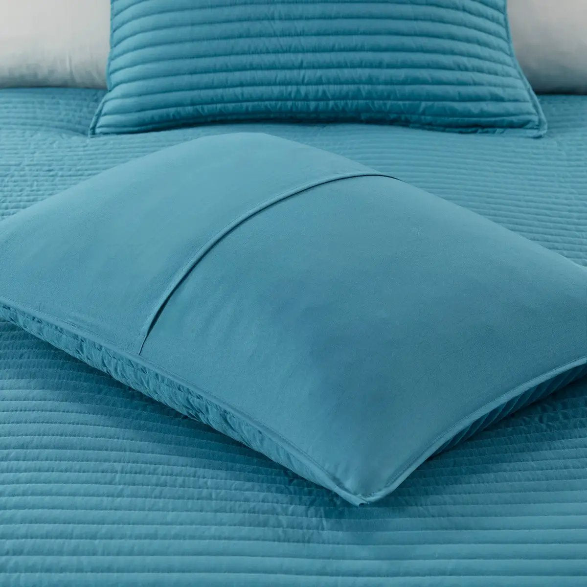 8 Piece Printed Seersucker Comforter and Quilt Set Collection Aqua King/Cal King by HouseOfZazla