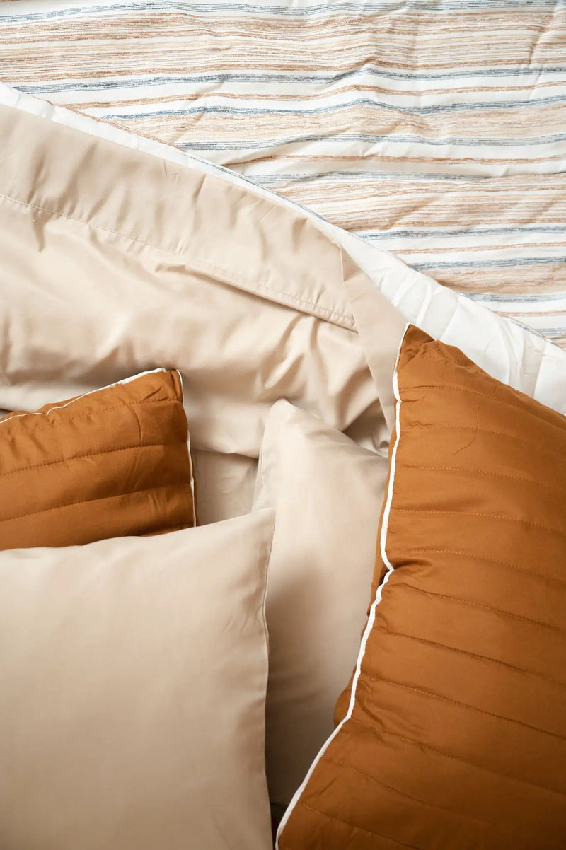 4 Piece Bamboo Flex Head Hypoallergenic Sheet Set by HouseOfZazla