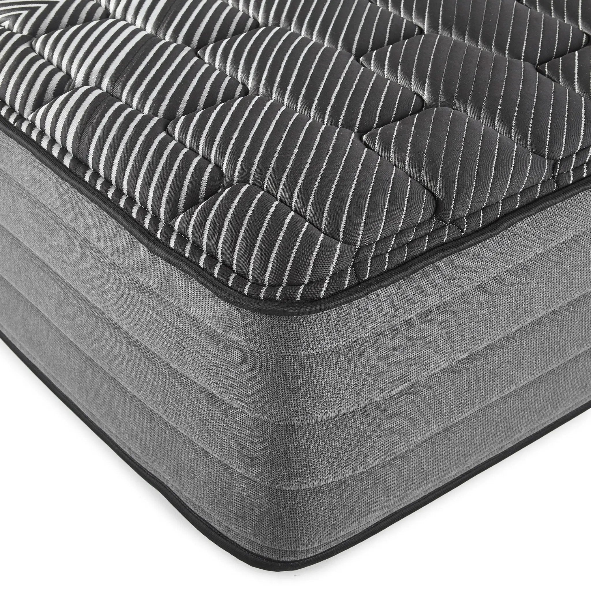 Montlake 14-inch Full Cool Firm Memory Foam Hybrid Mattress by Unique Piece Furniture