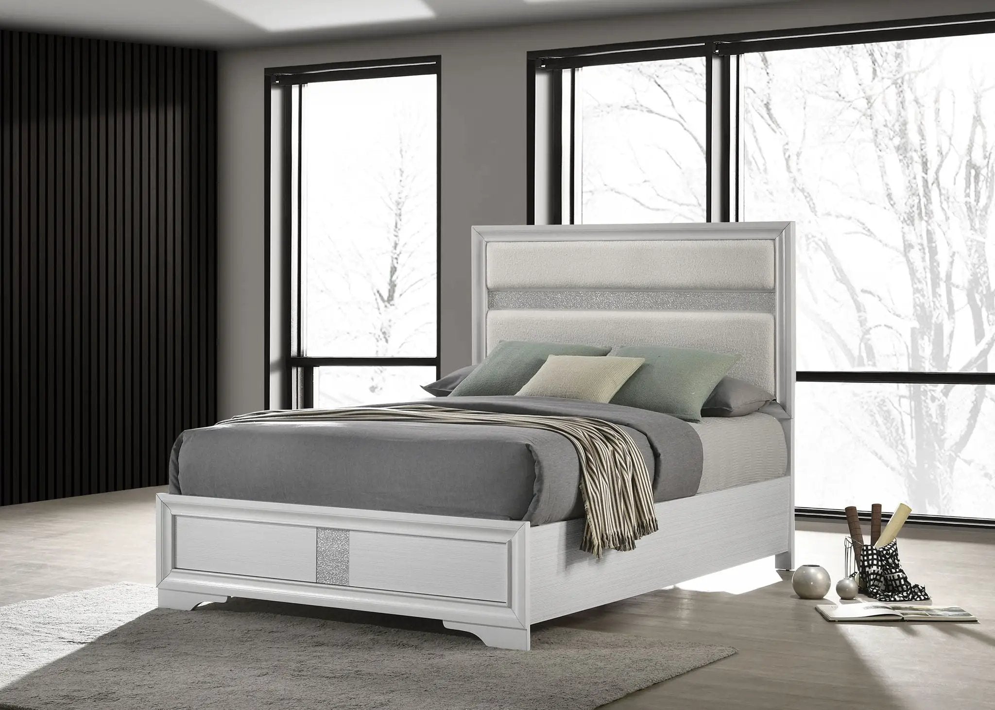 Miranda 54-inch Upholstered Queen Panel Bed White by Unique Piece Furniture