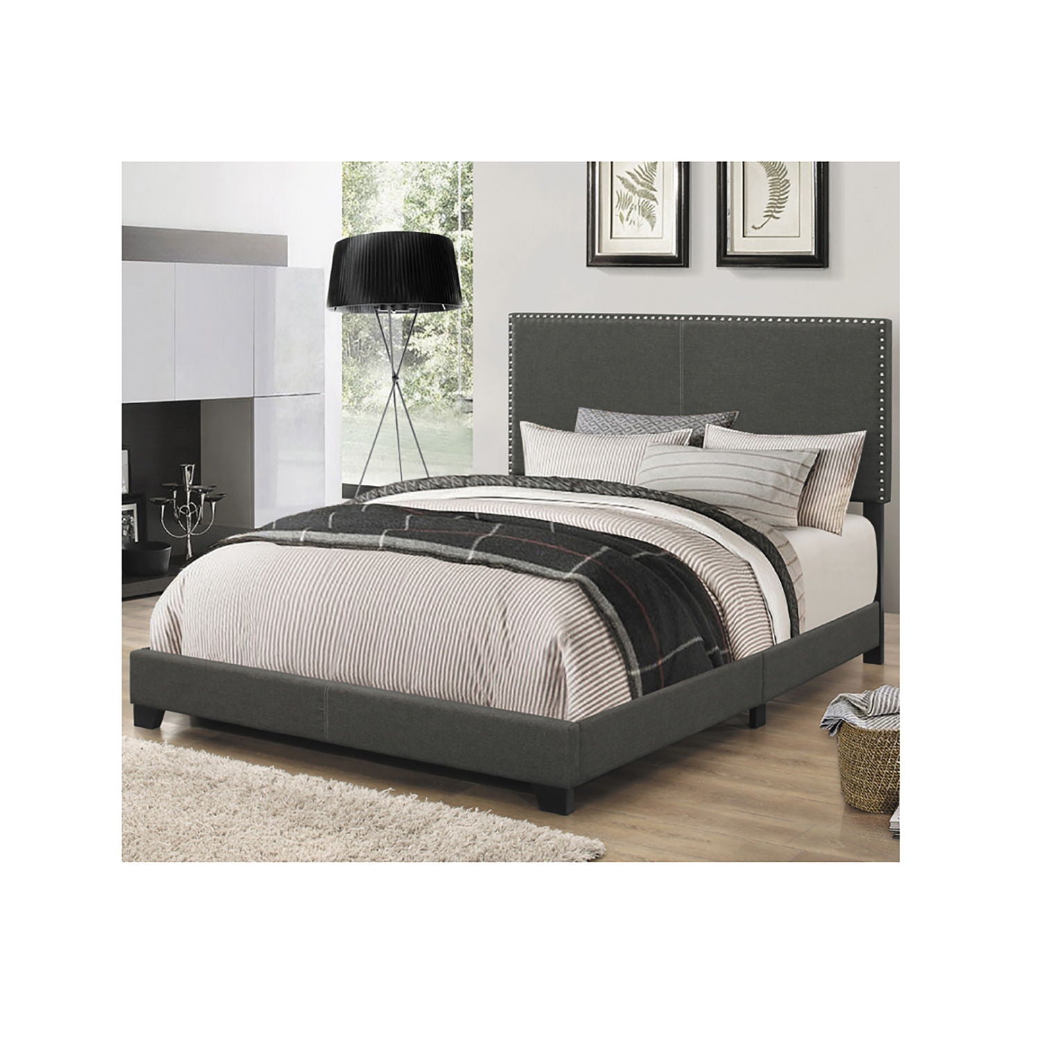 Guyancourt - Panel Bed by HouseOfZazla