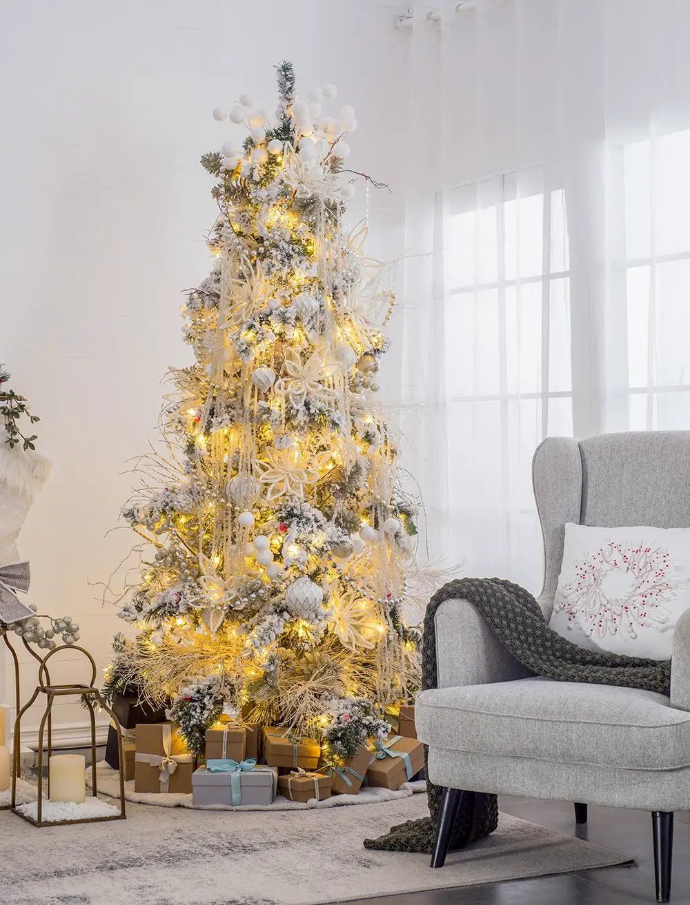 Glass Decorative Hanging Ball Christmas Tree Ornaments (Set of 12) by HouseOfZazla