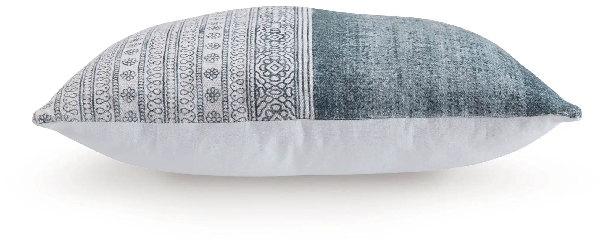 Harperville - Pillow by Unique Piece Furniture