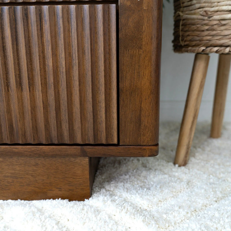 Lola - Dresser With 6 Drawers - Dark Brown by HouseOfZazla