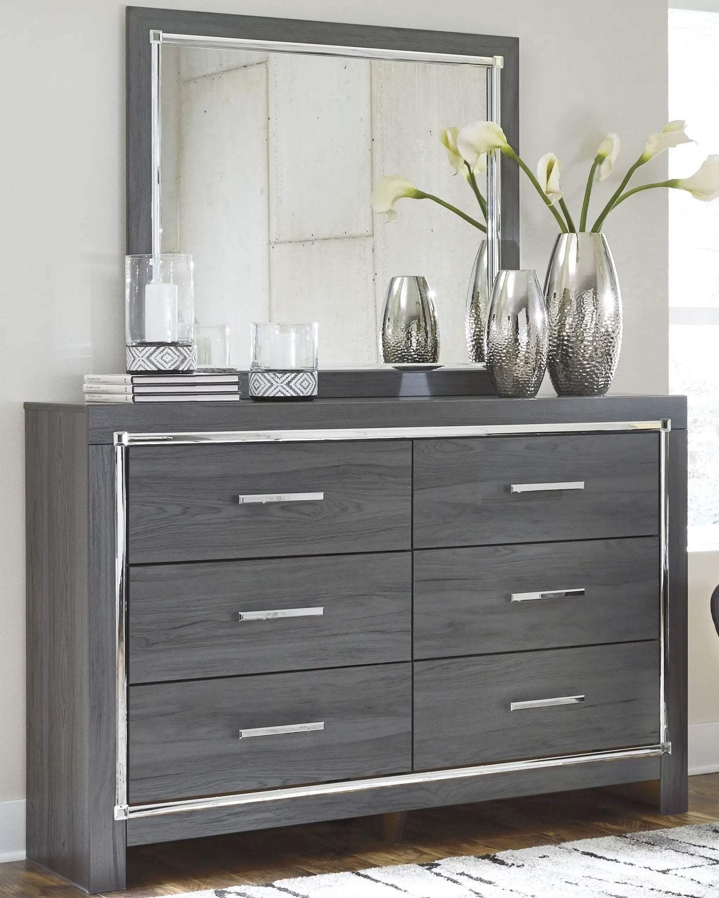 Lodanna - Bedroom Set by Unique Piece Furniture