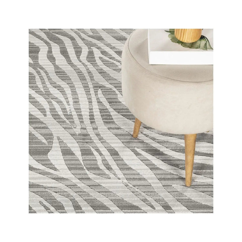 Geometrix - 5'3" X 7'3" Area Rug Geometric & 3D Effect - Ivory / Gray by HouseOfZazla