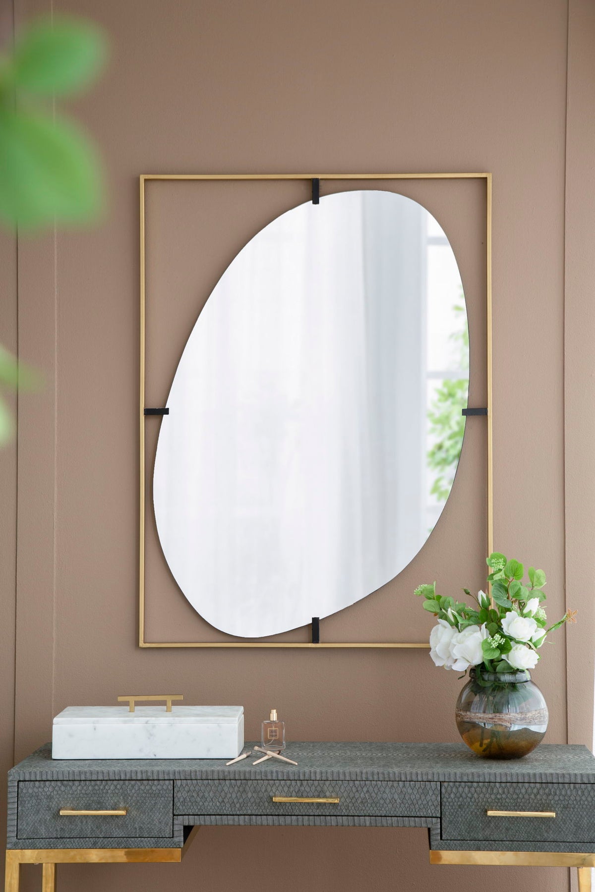 Gold Metal Frame Wall Mirror with Contemporary Design, photo 26 of 28