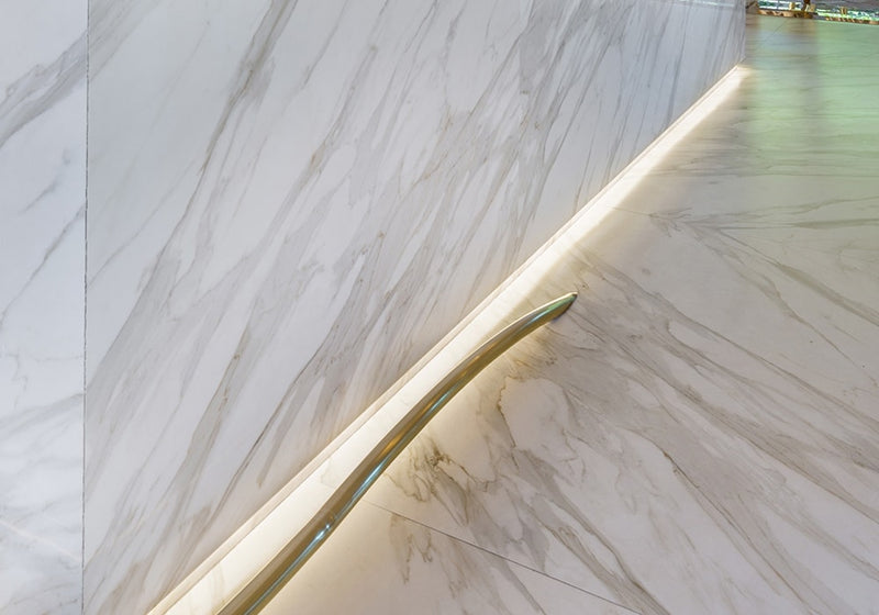 Calacatta Gold Sintered Stone Slab Honed Finish Silk 125x63 room scene