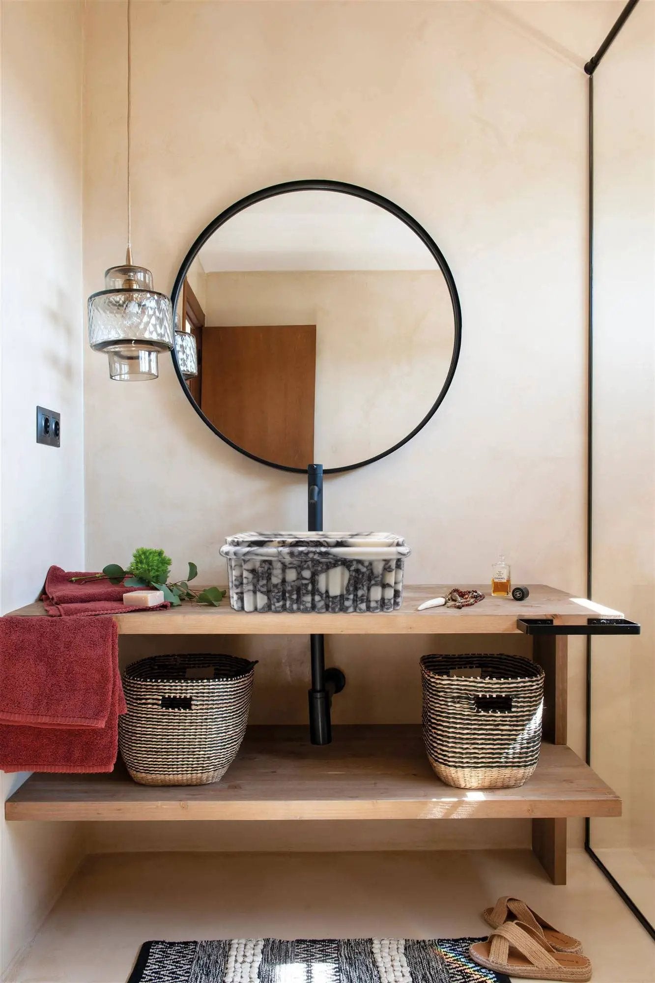 Calacatta Viola Marble Rectangular Ribbed Bathroom Sink - 16x16x6 by GobekDesign