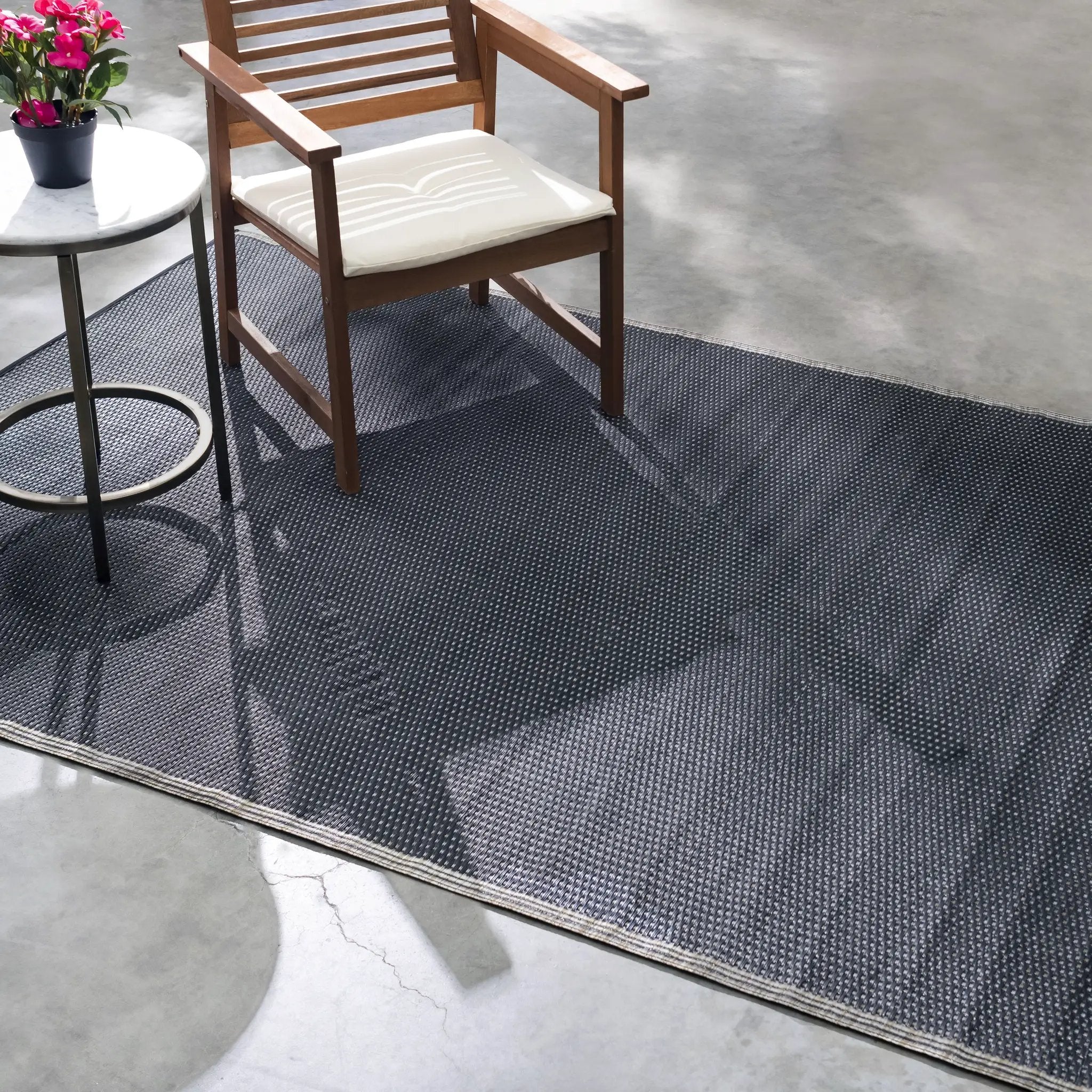 Cancun Shadow - Sand & Black Outdoor Rug for Patio by Fab Habitat