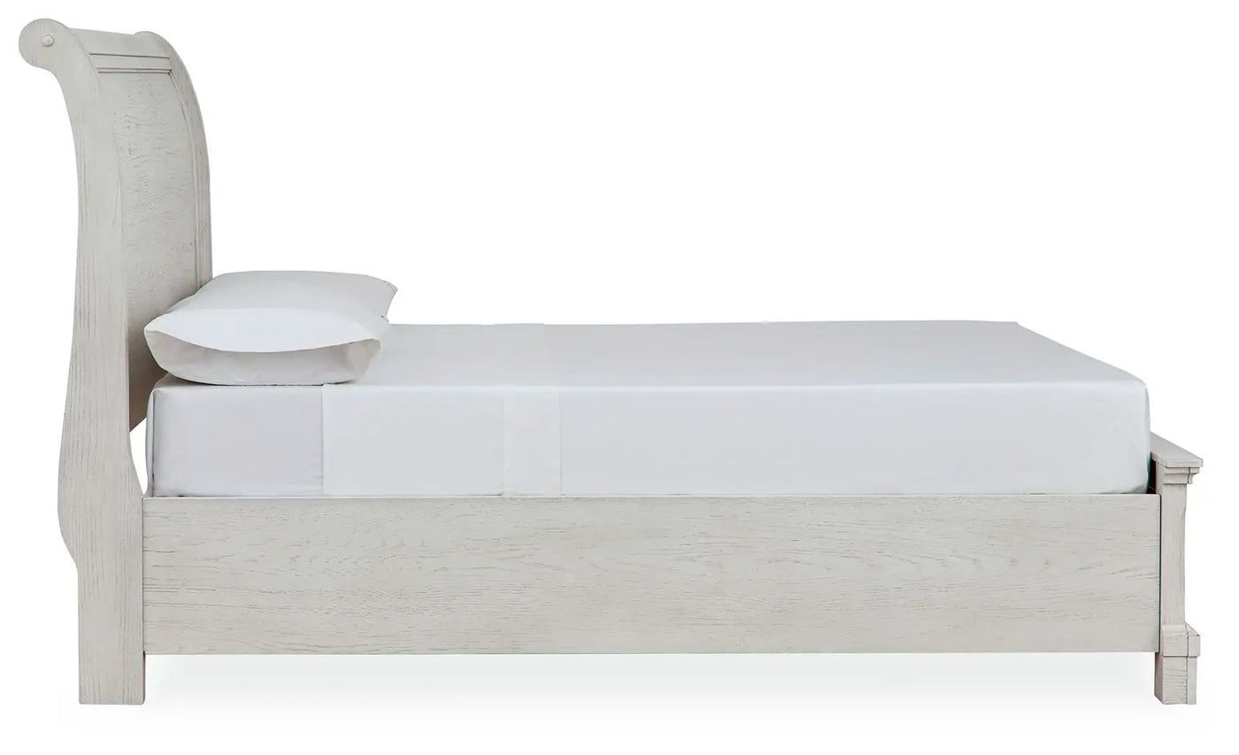 Robbinsdale - Sleigh Bed by Unique Piece Furniture