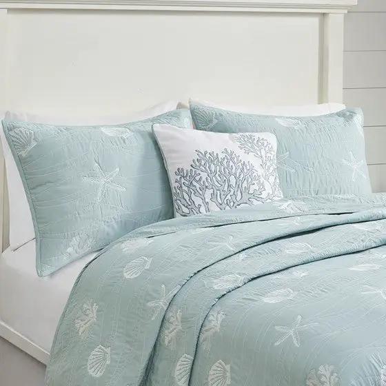 4 Piece Cotton Reversible Embroidered Quilt Set with Throw Pillow Aqua King/Cal King by HouseOfZazla