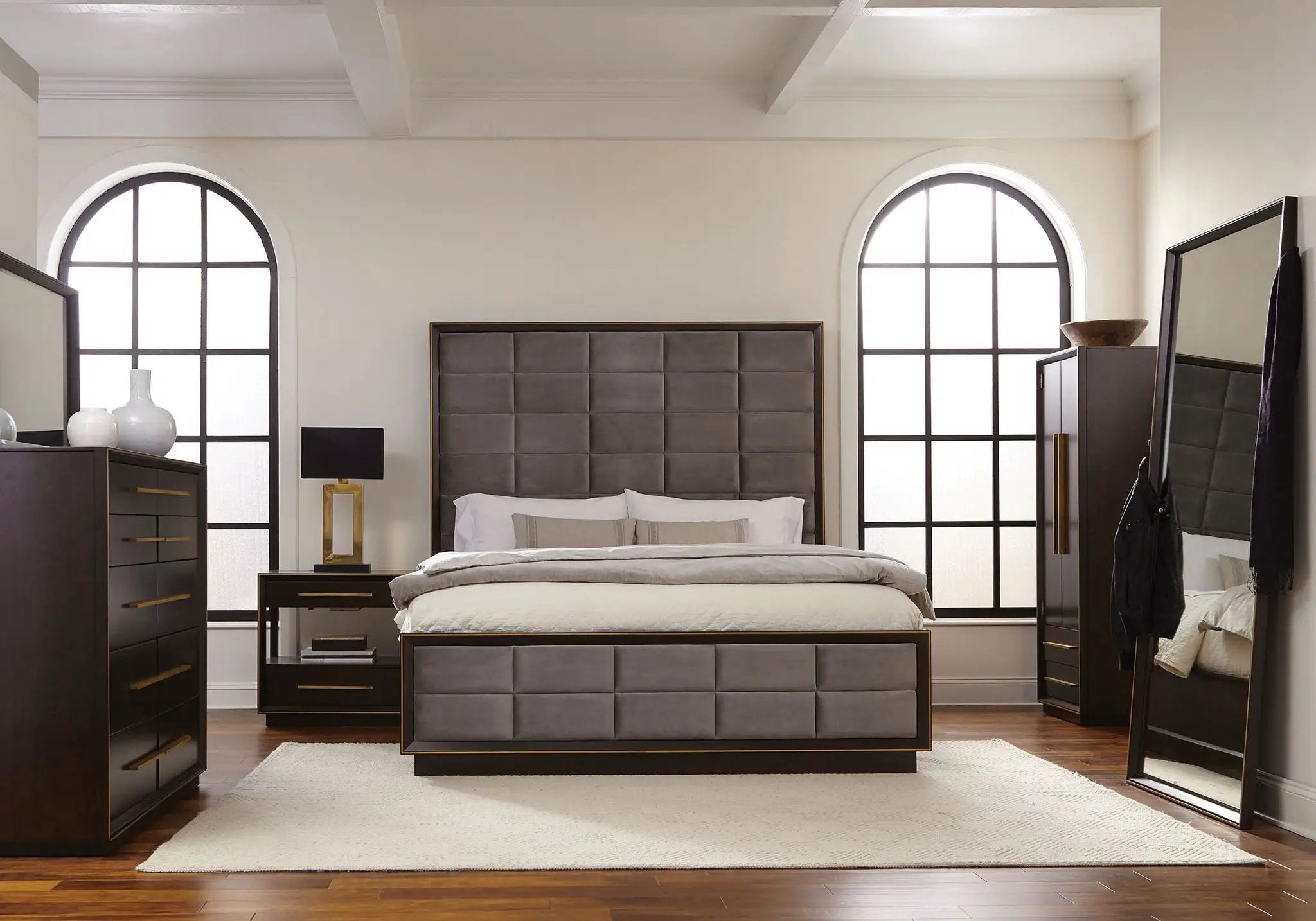 Durango 4-piece Queen Bedroom Set Smoked Peppercorn by Unique Piece Furniture