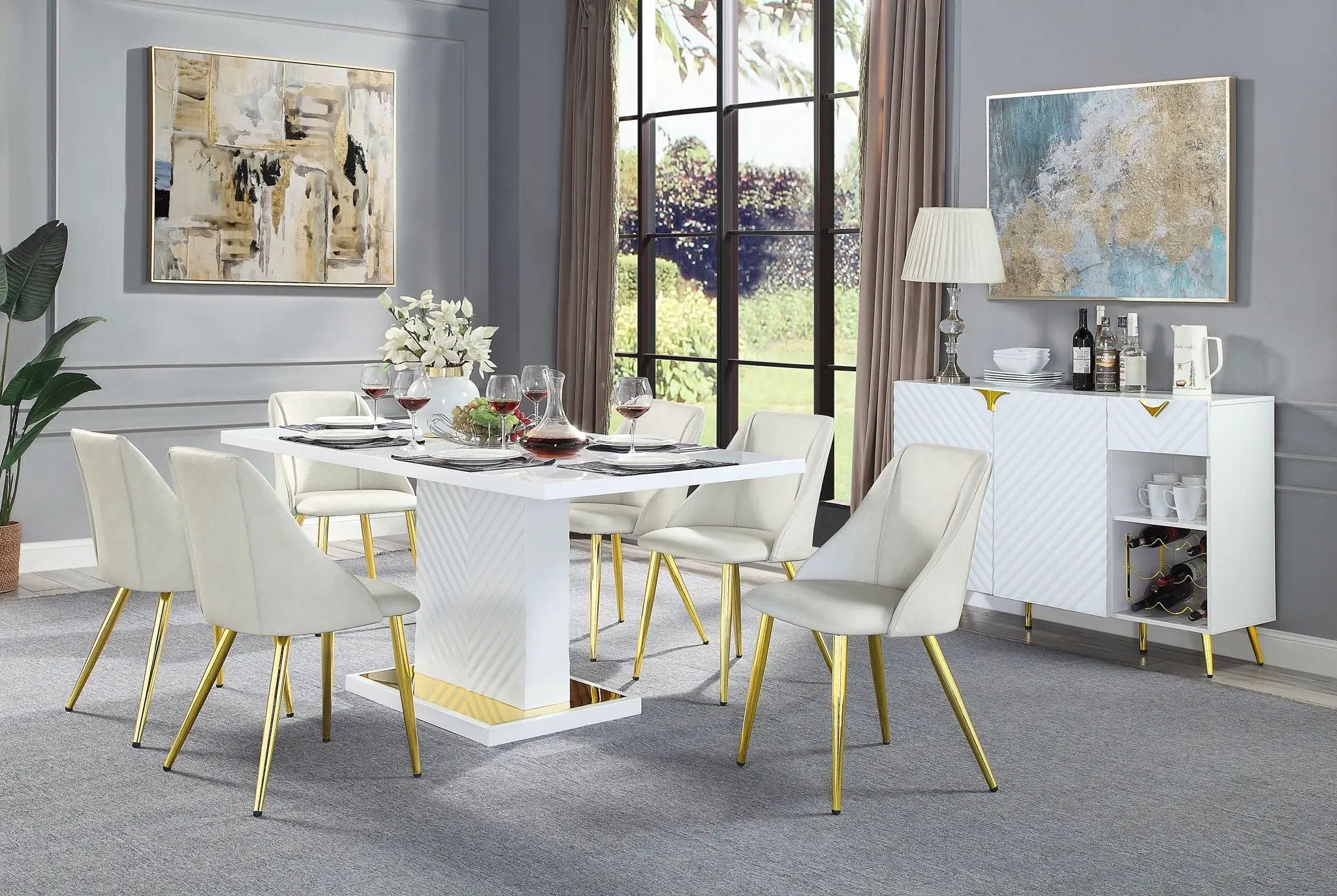 Gaines - High Gloss Dining Table With Pedestal Base by Unique Piece Furniture