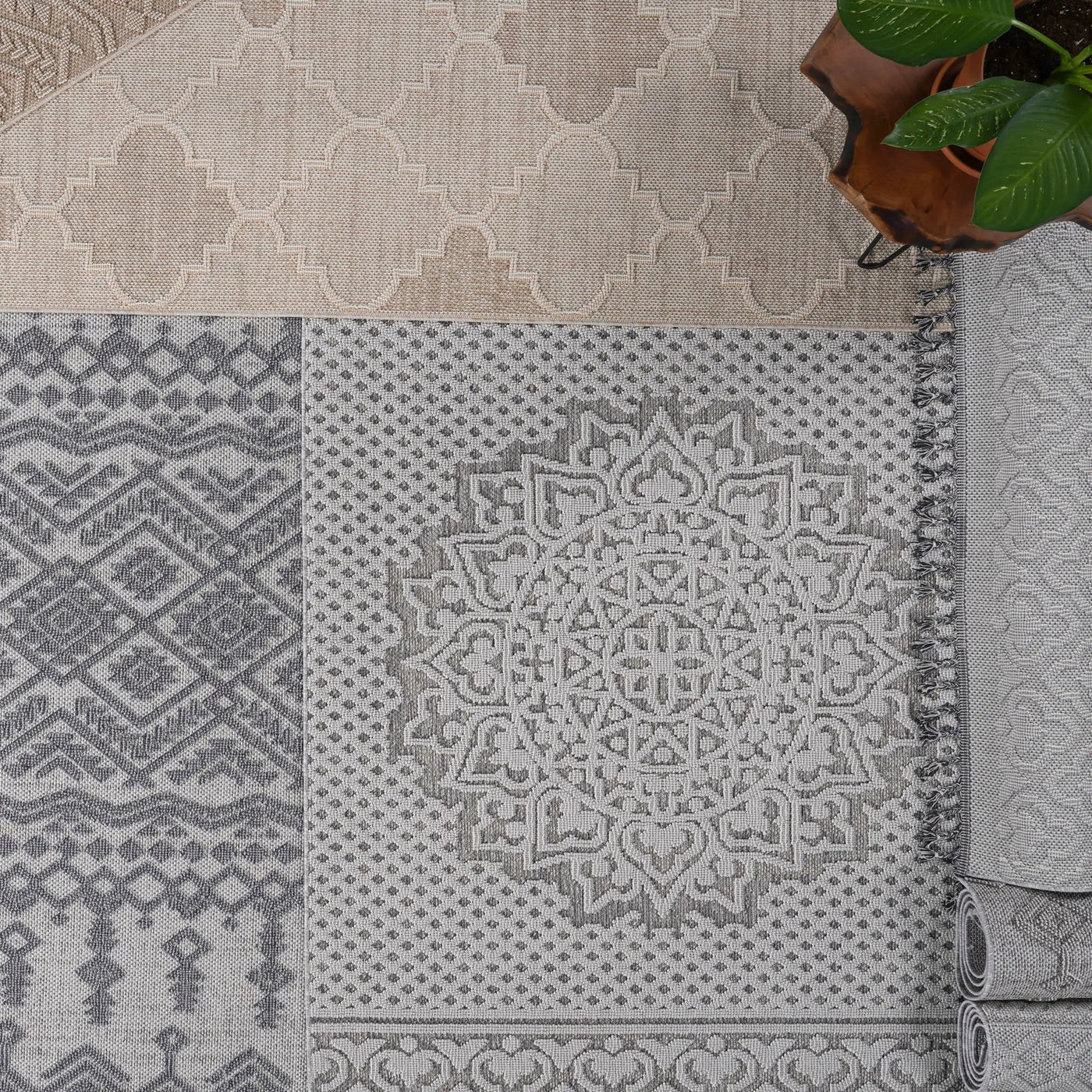 Guros - Geometric Indoor / Outdoor Area Rug by HouseOfZazla