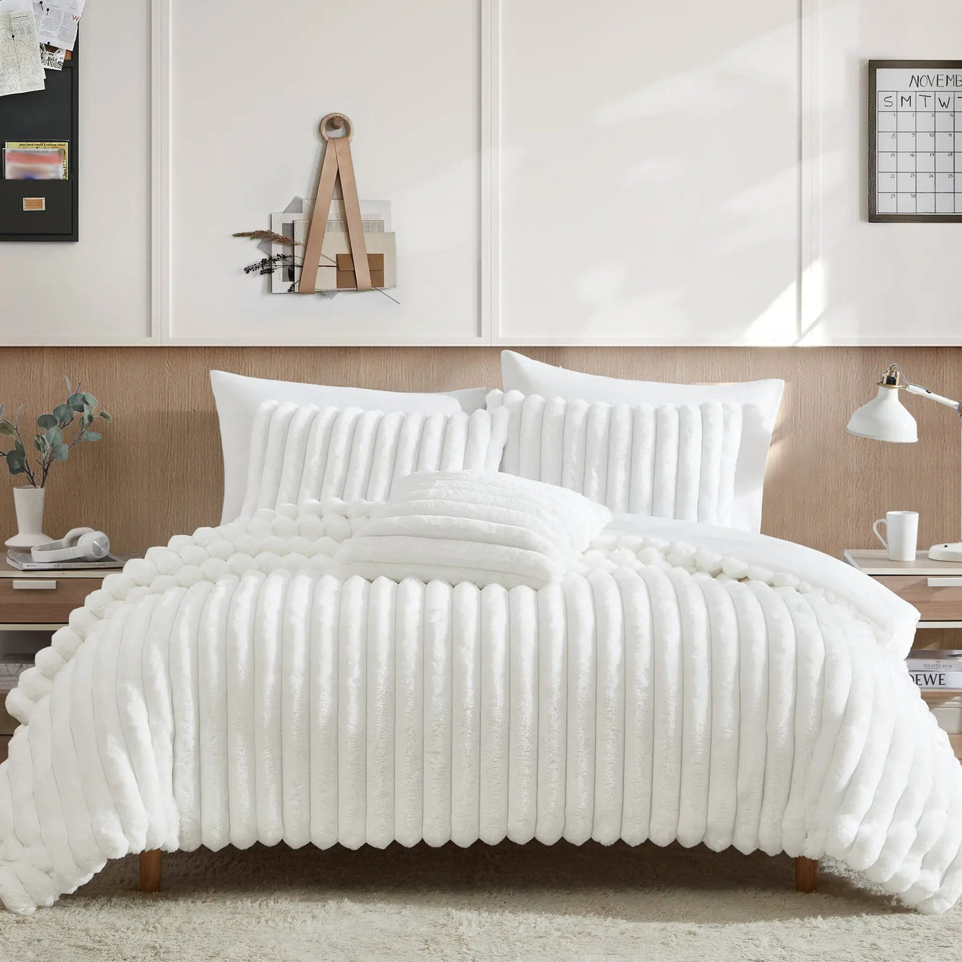 Everett 4-Piece White Micro Mink King Bedding Ensemble by HouseOfZazla