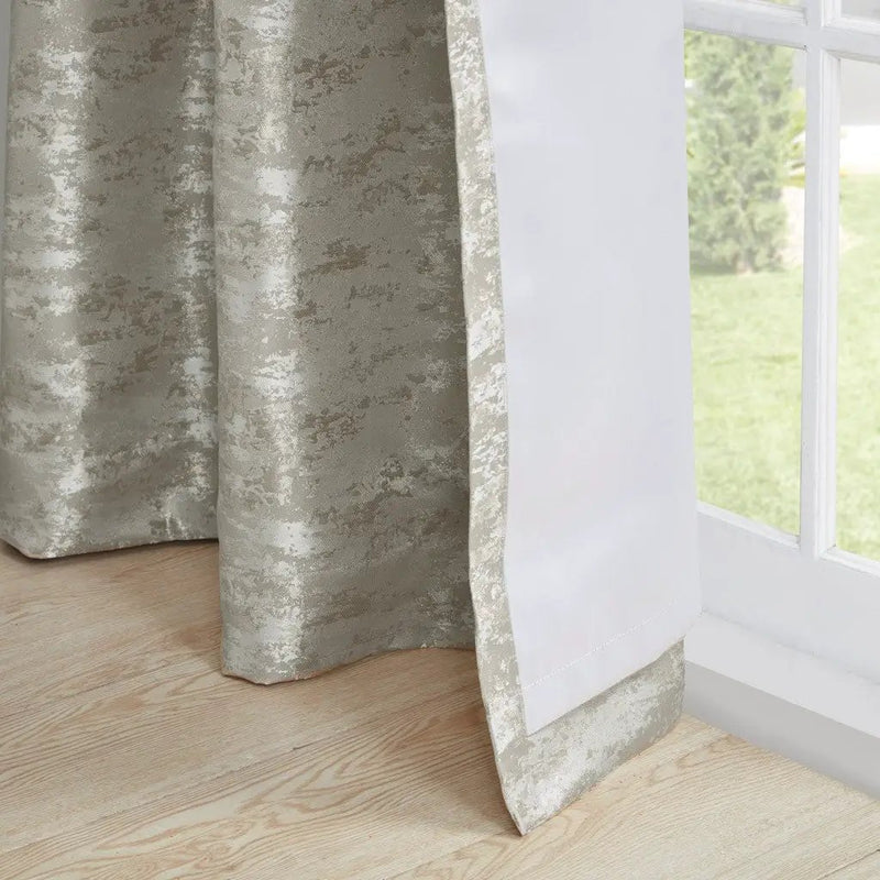 Jacquard Lined Total Blackout Rod Pocket/Back Tab Curtain Panel by HouseOfZazla
