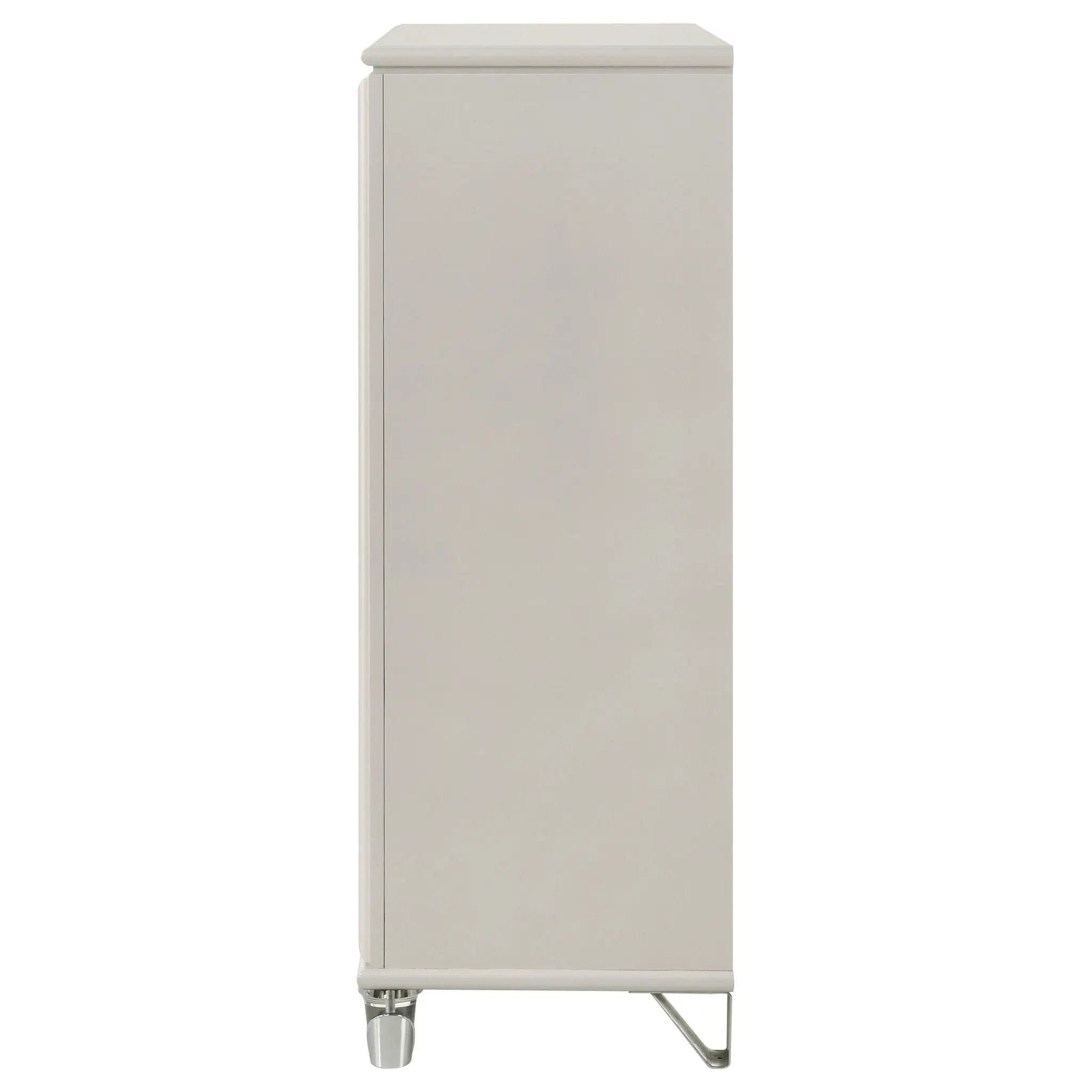 Gwendolyn - 5 Drawer Bedroom Chest Of Drawers - White by HouseOfZazla