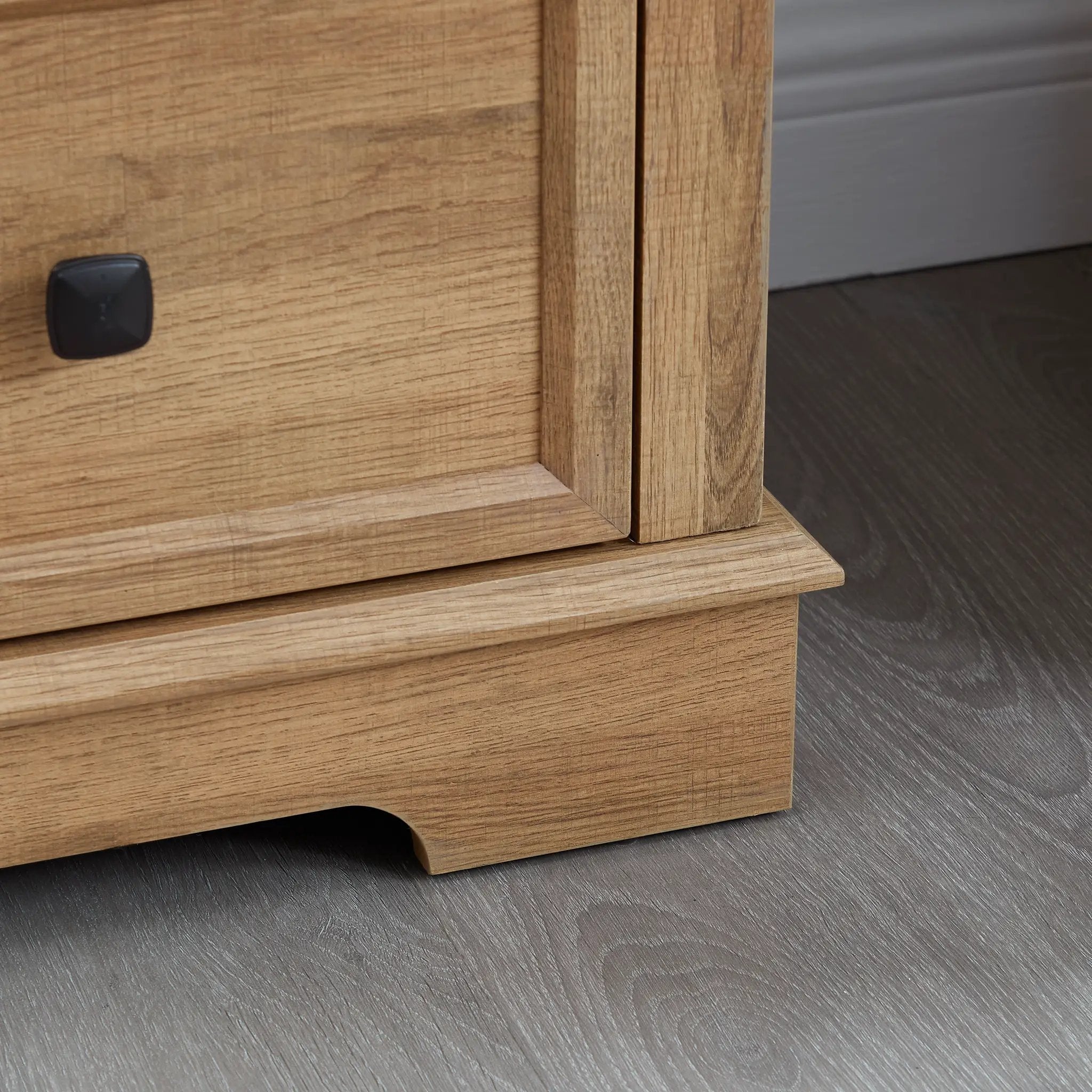 Elegant 6 Drawer Dresser by HouseOfZazla