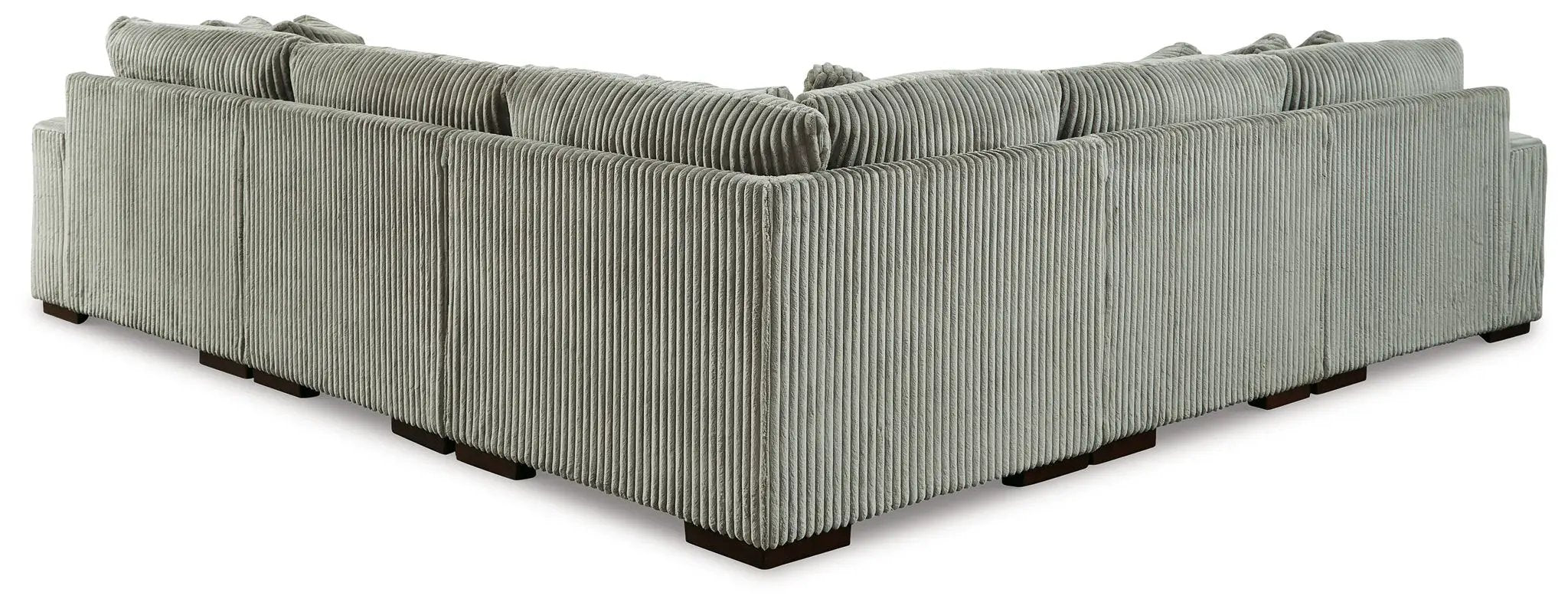 Lindyn - Sectional by Unique Piece Furniture