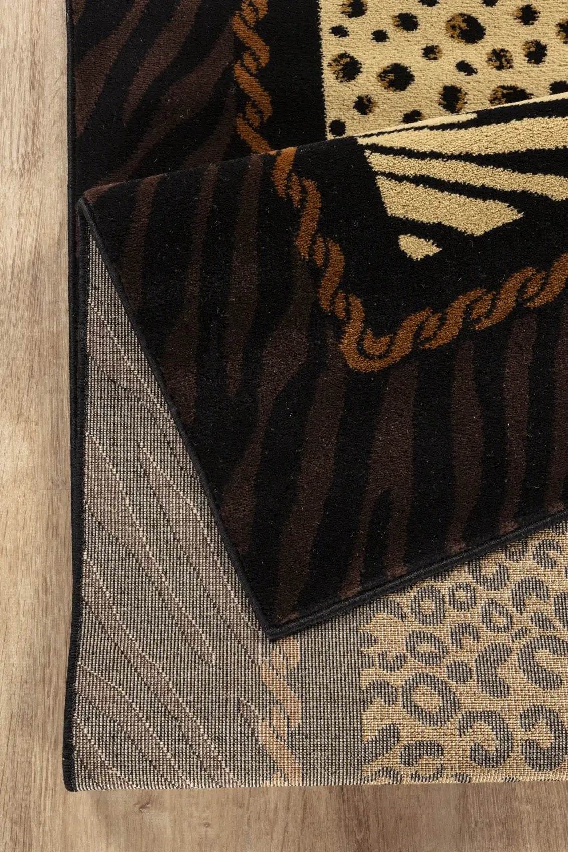 Tribes GC_YLS4012 Premium Accent Rug by HouseOfZazla