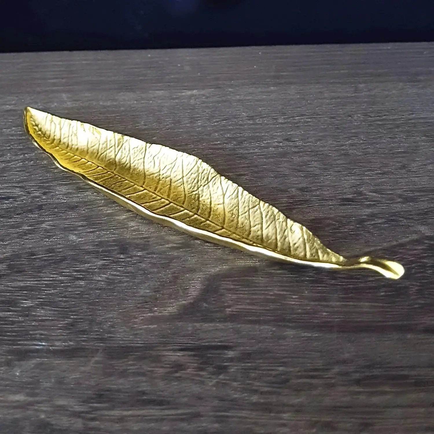 Ceramic Incense Holder - Japanese Tree Leaf Design by House Of Avana