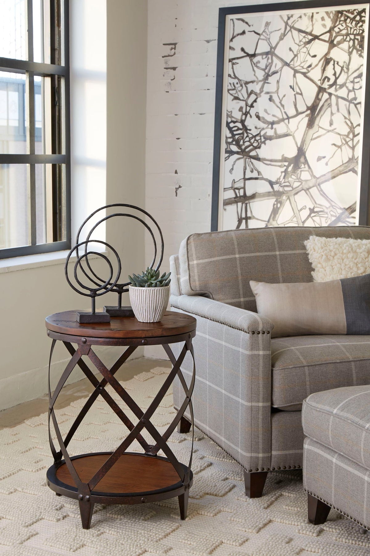 Pinebrook - Round Accent Table - Distressed Natural Pine, photo 3 of 4