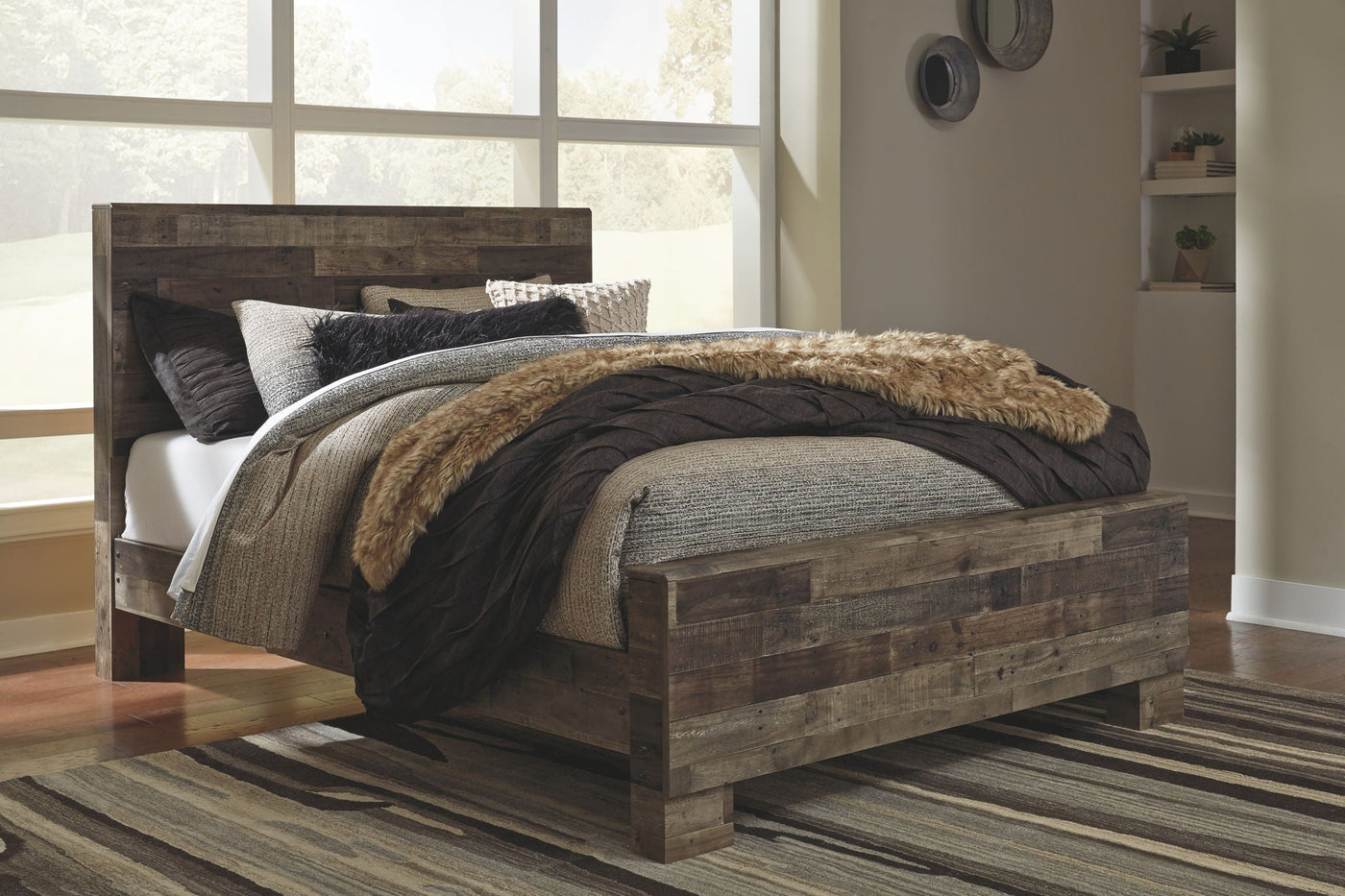 Derekson - Panel Bedroom Set by Unique Piece Furniture