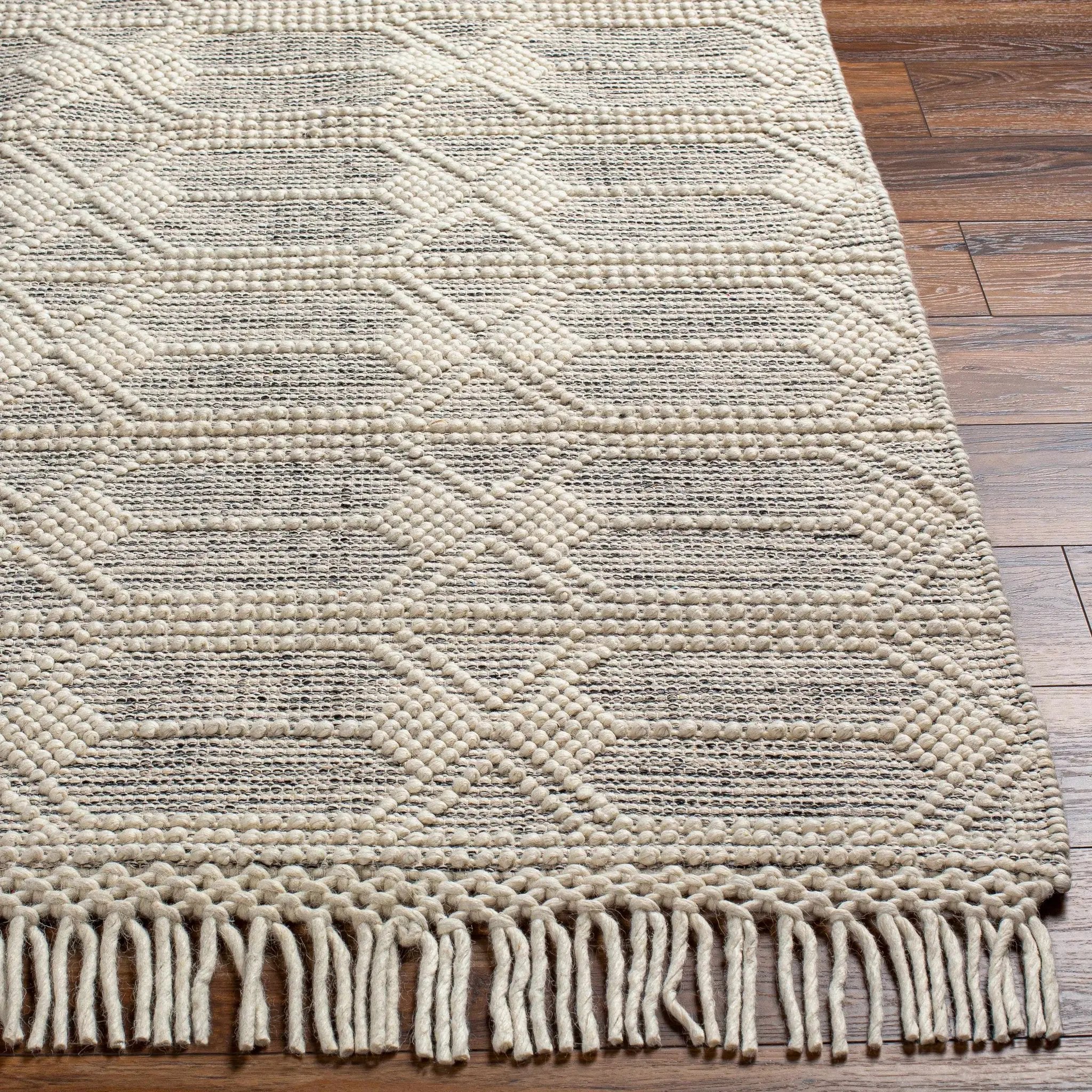 Chars Wool Rug with Tassels - Clearance by Boutique Rugs