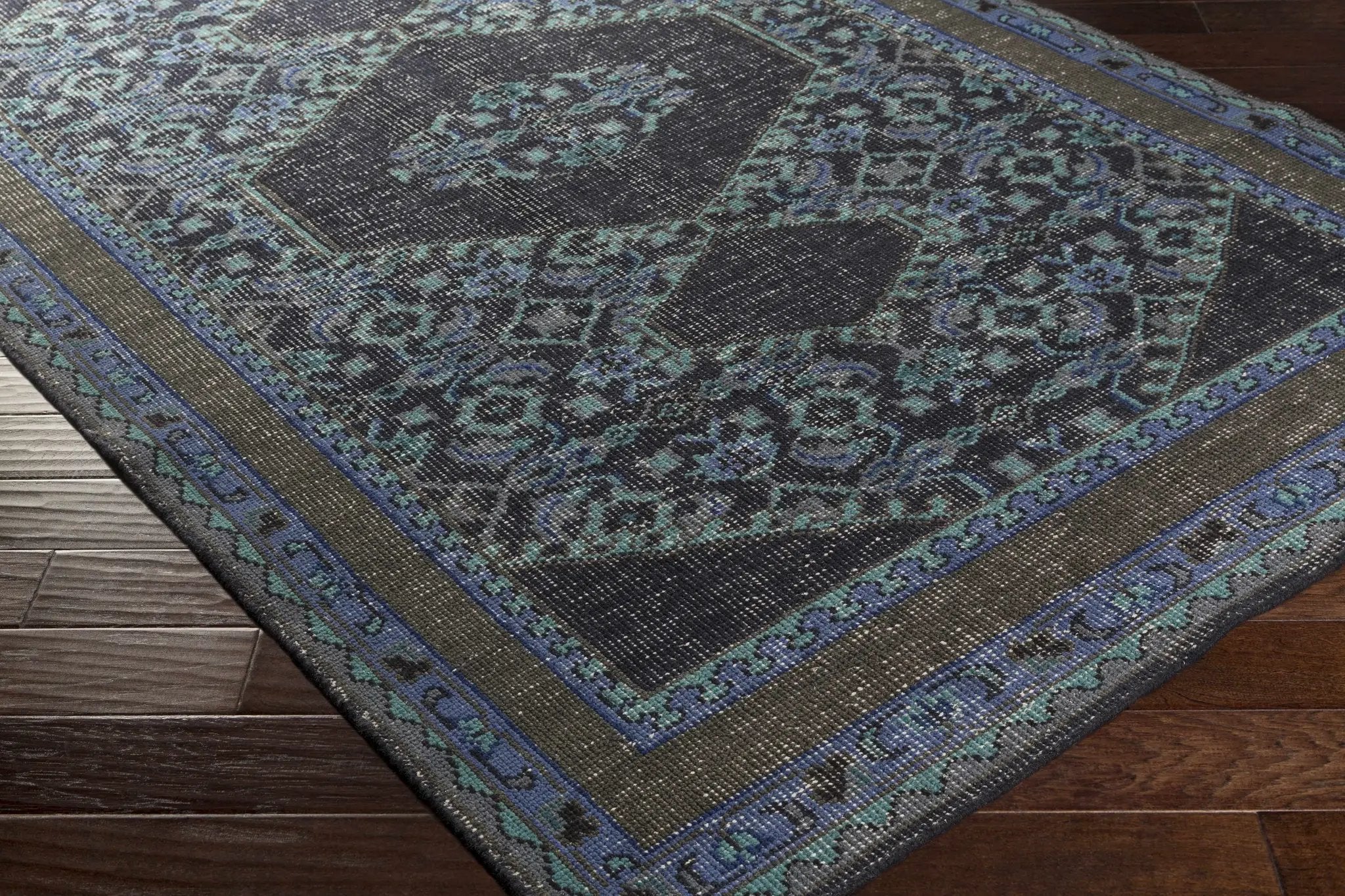 Chesham Clearance Rug - Clearance by Boutique Rugs