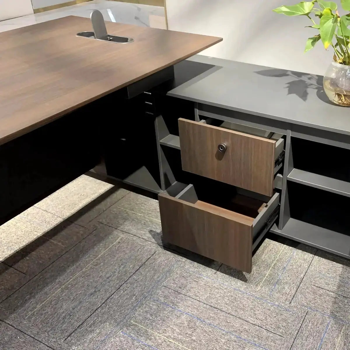 Cole · Modern L-Shaped Executive Desk by Arc Grove