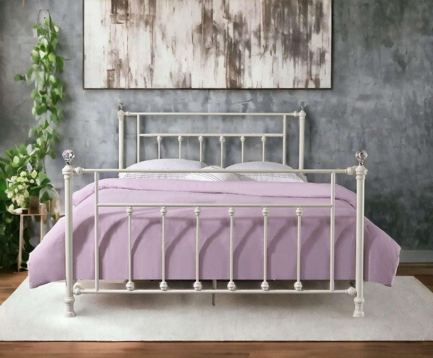 Comet Bed with Elegant Spindle Design by HouseOfZazla