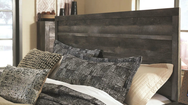 Wynnlow - Panel Bedroom Set by Unique Piece Furniture