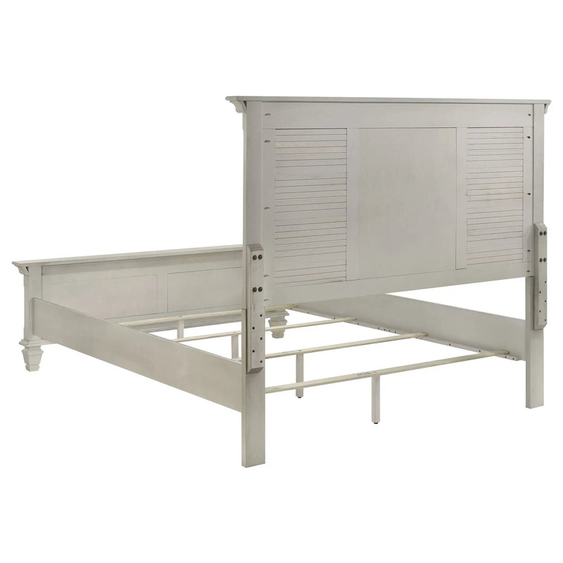 Franco 5-piece Queen Bedroom Set Distressed White by Unique Piece Furniture