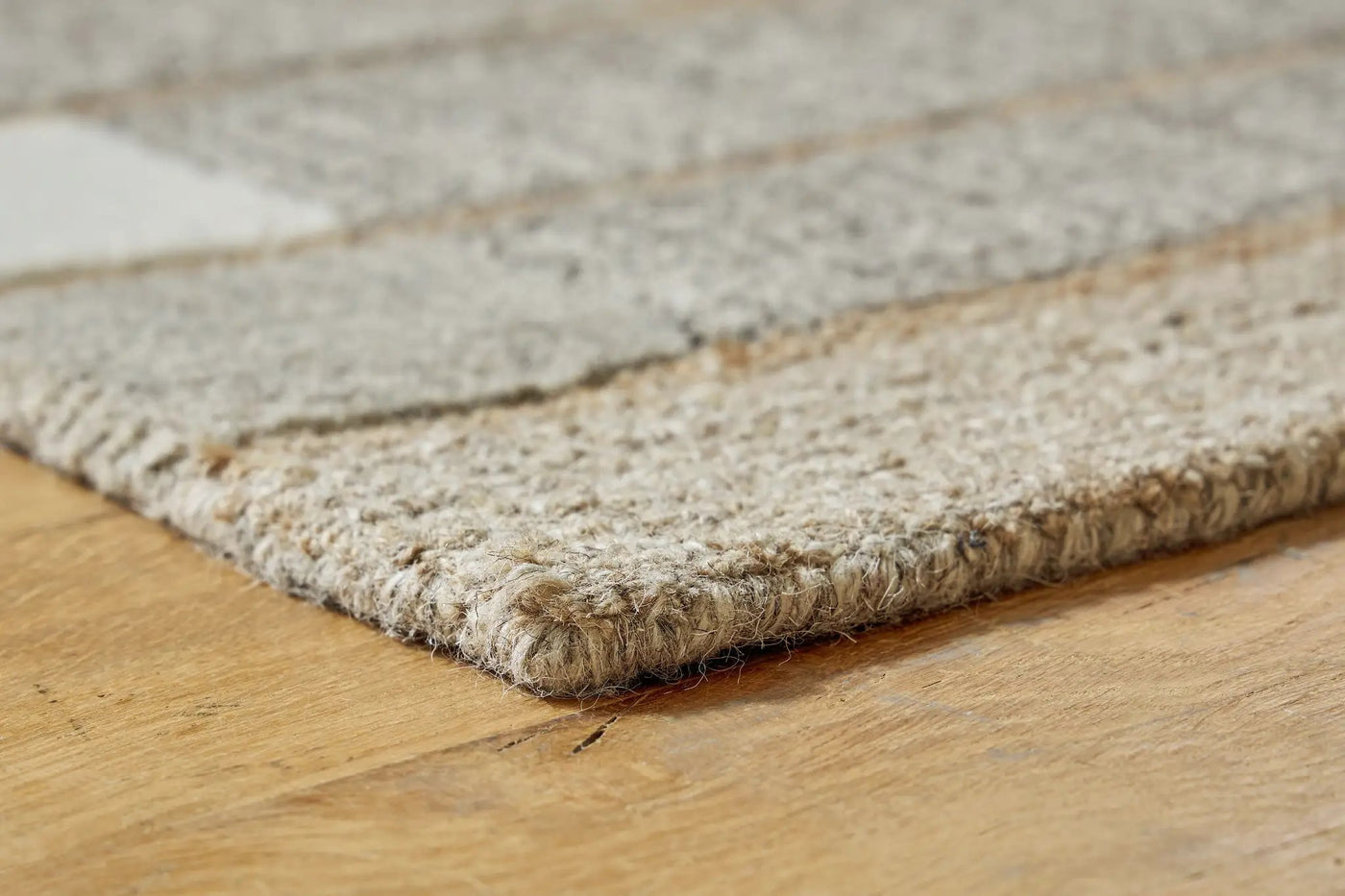 Abbotton - Rug by Unique Piece Furniture