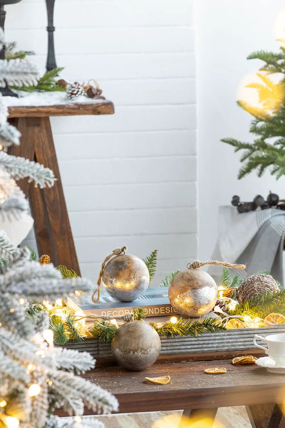 Christmas Ball Ornaments, Wood Decorative Hanging Ball Christmas Tree Ornaments For Holiday Party Decorations by HouseOfZazla