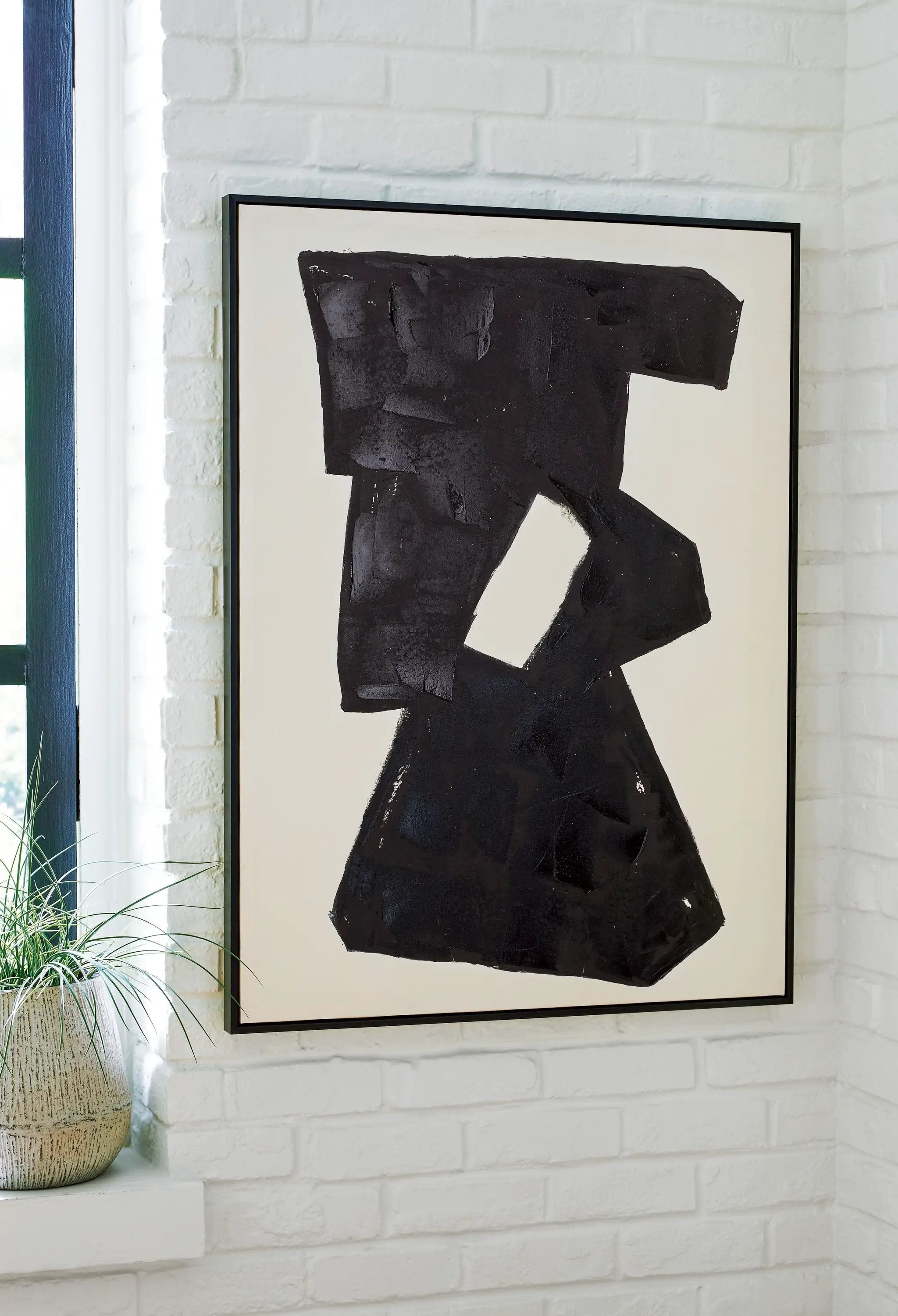 Garviery - Wall Art - Black / Cream by Unique Piece Furniture