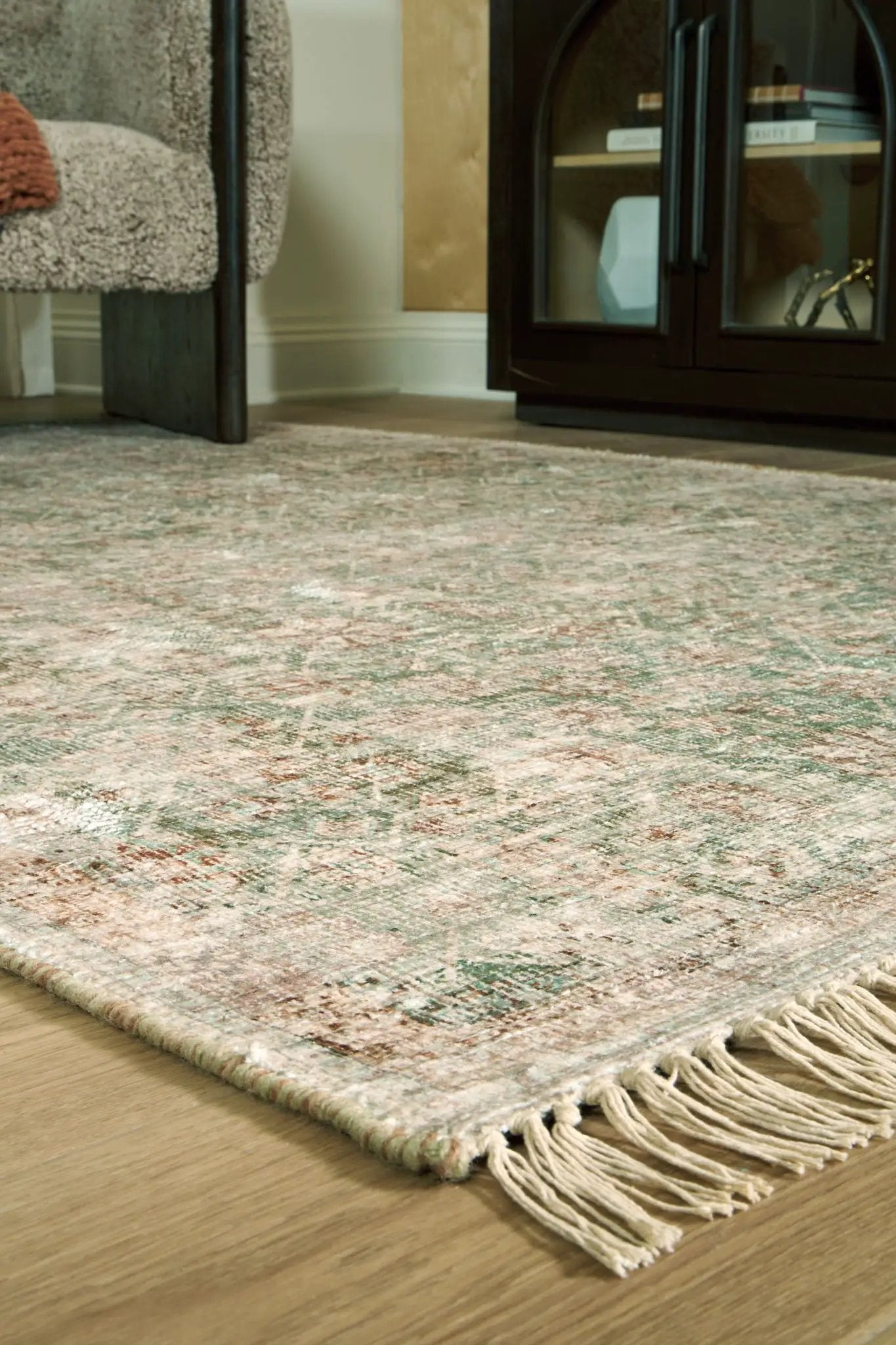 Rossbury - Rug by Unique Piece Furniture