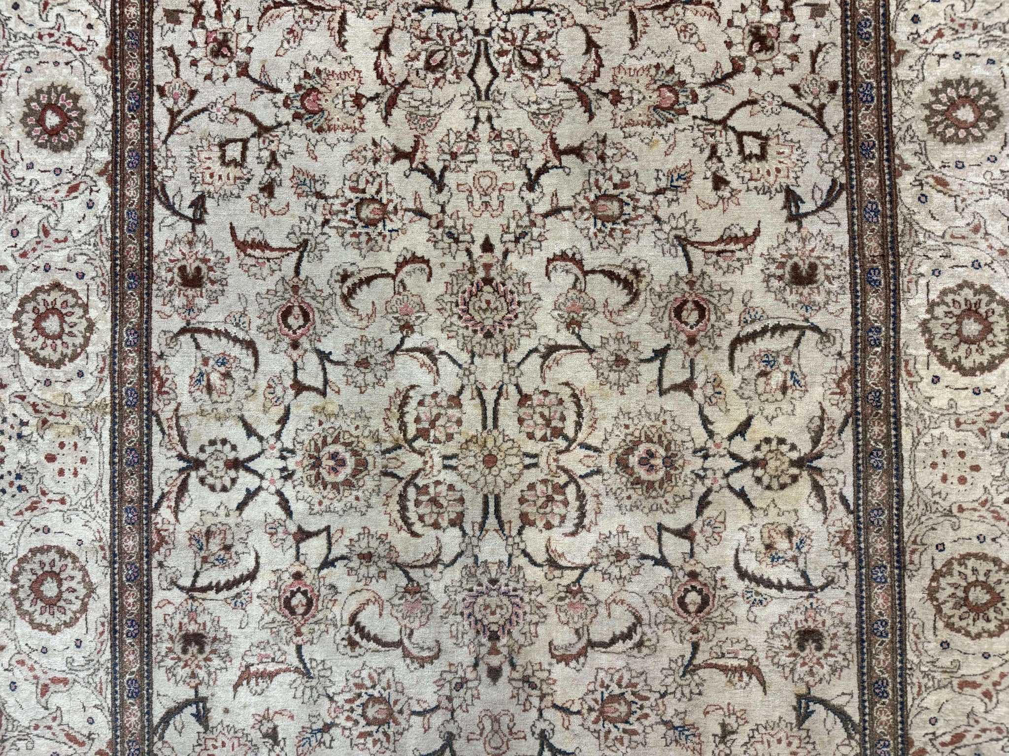 Persian Kashan Rug 5x7, Beige, Fine 250 KPSI by Jewel Rugs