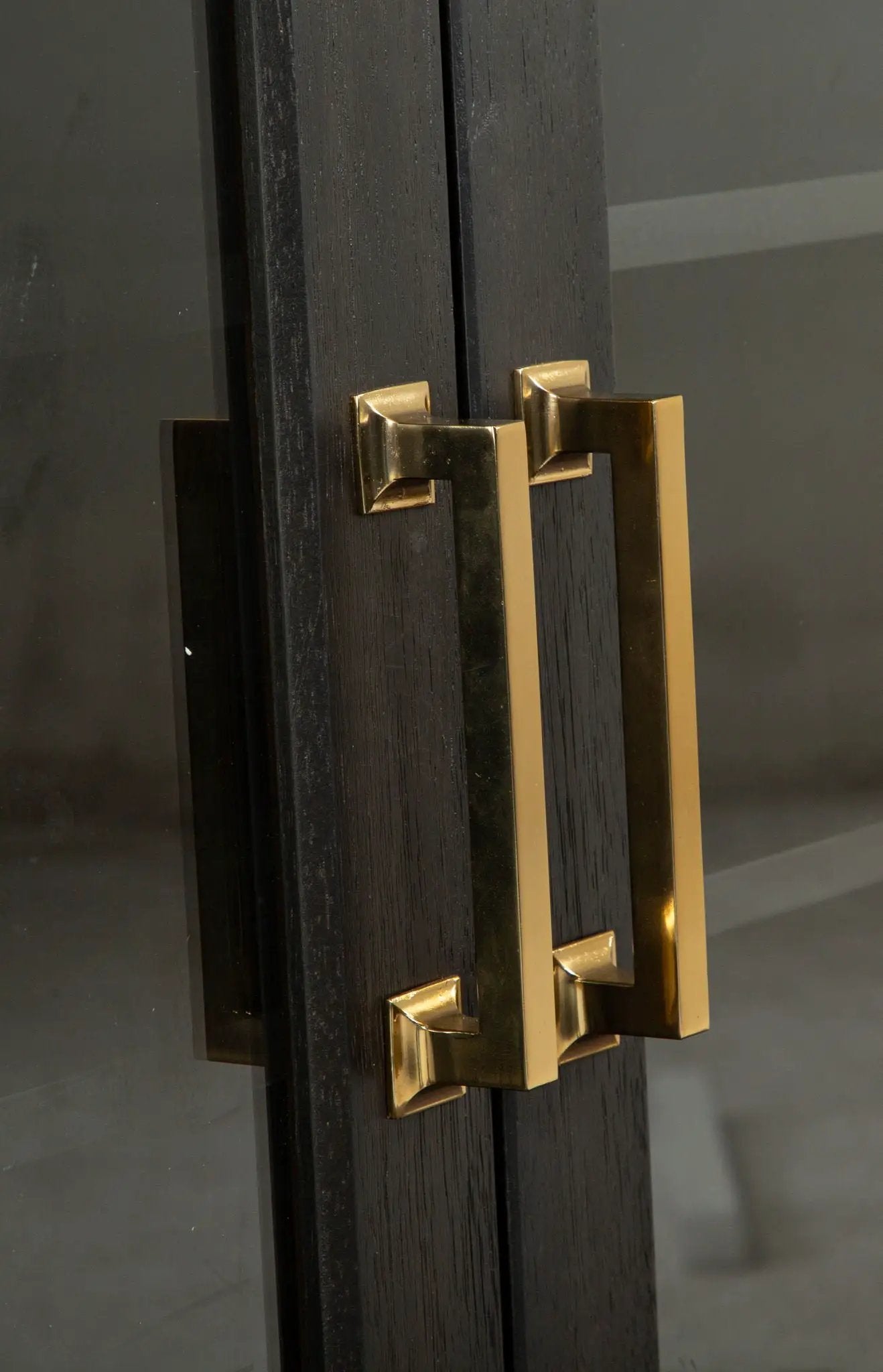 Lindon - Console by Unique Piece Furniture