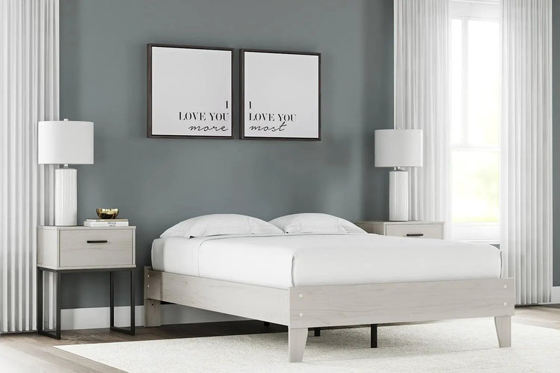 Socalle - Platform Bed by Unique Piece Furniture