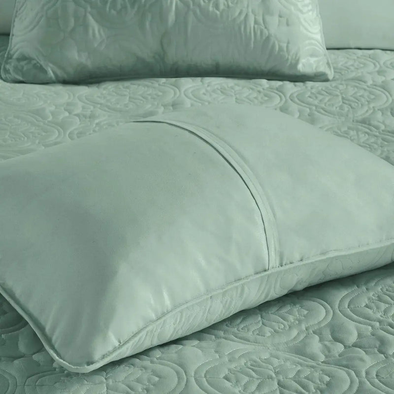 3 Piece Reversible Bedspread Set Seafoam King/Cal King by HouseOfZazla
