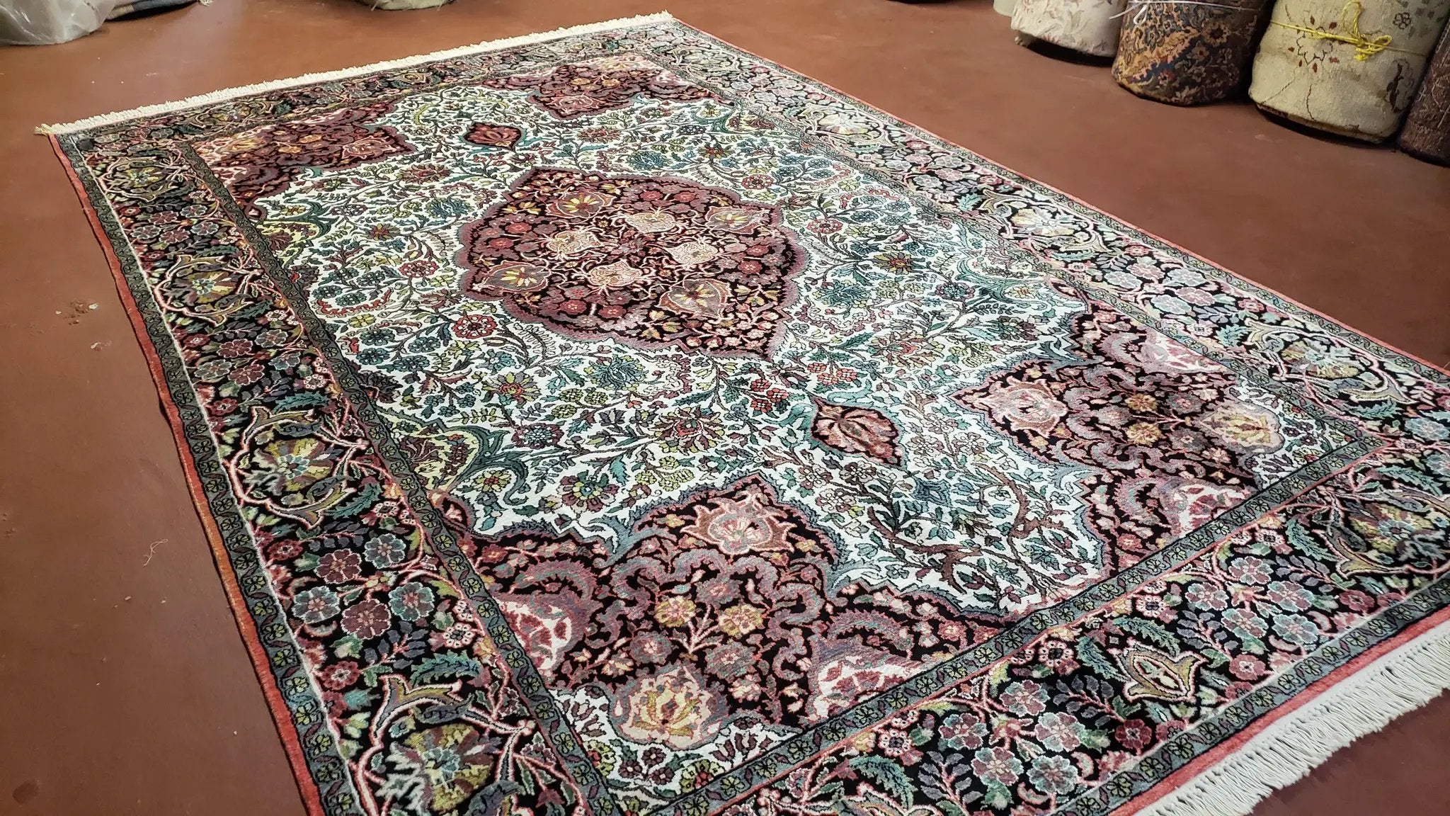 Indian Kashmiri Silk Rug 6x10, Ivory, Floral Medallion by Jewel Rugs